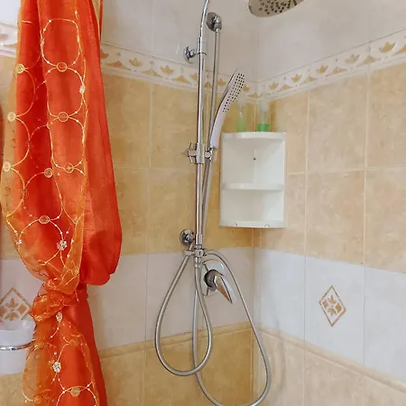 Casa Bella! 2 Unità - Con Bagno Privato Oppure Con Bagno Condiviso * Roma